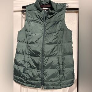 J. Jill Down Evergreen full zip puffer vest sz S. New without tag.